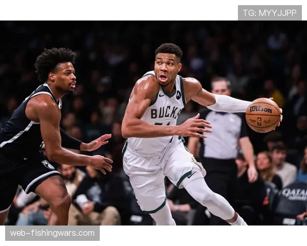 篮网127-82大胜雄鹿,小迈克尔-波特连续四场35+ 篮网127-82大胜雄鹿,小迈克尔-波特连续四场35+