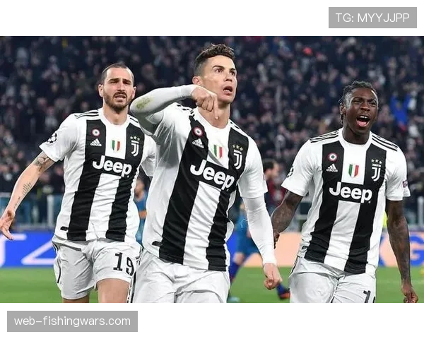 卡利亚里3-3热那亚，博雷利梅开二度与马丁47米远射破门