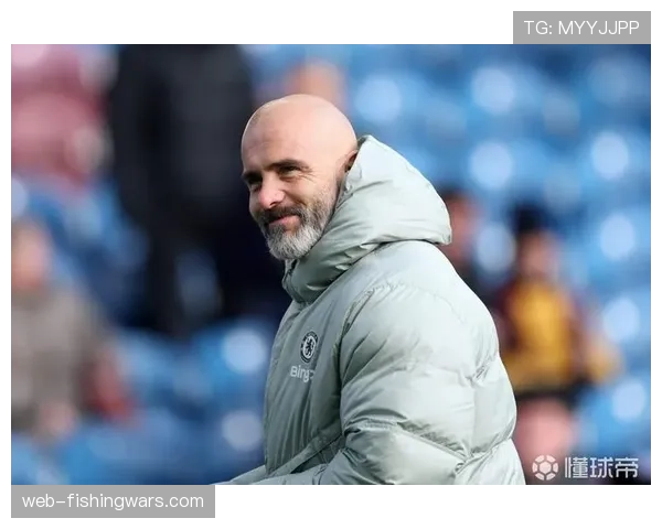 转会传闻:英国媒体称,切尔西有意在夏窗引进雷恩中场杜埃 转会传闻:英国媒体称,切尔西有意在夏窗引进雷恩中场杜埃